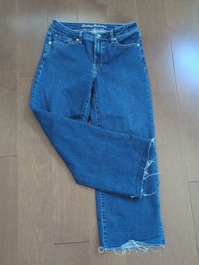 NWOT Highrise Wide  Crop JEANS SZ6 27" Length
